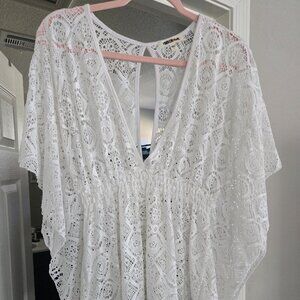 Miken Women's Plunge-Neck Lace Kimono Cover-Up - Large (White)
